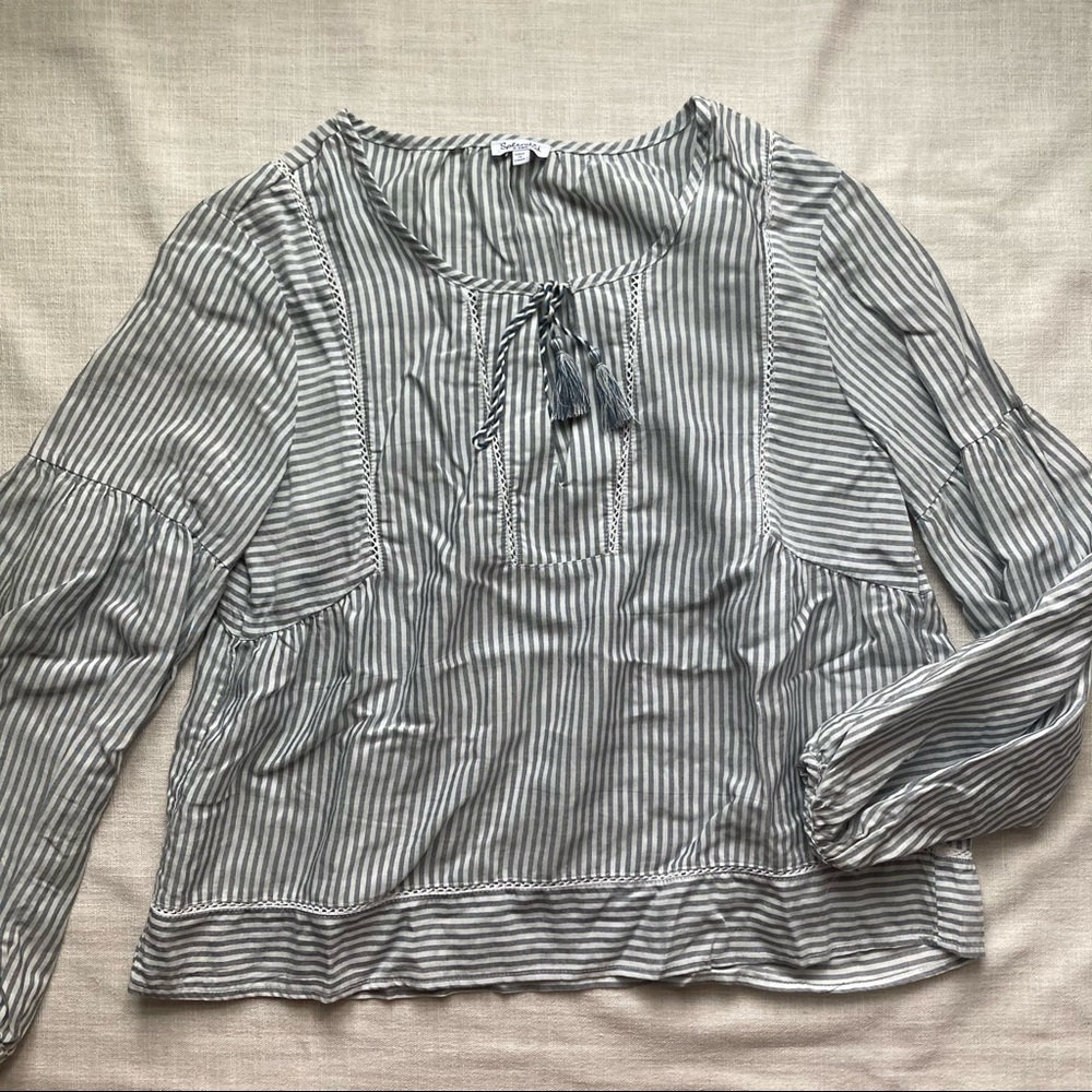 Splendid Grey Striped Beach Top